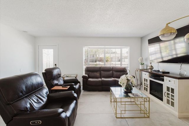 7008 MINTWOOD COURT, Tampa, FL 33615