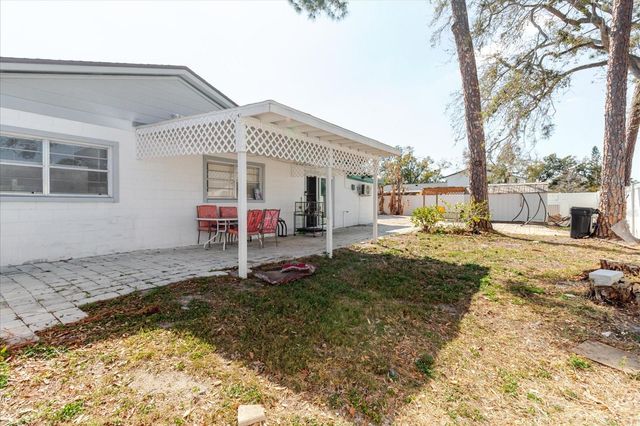 7008 MINTWOOD COURT, Tampa, FL 33615