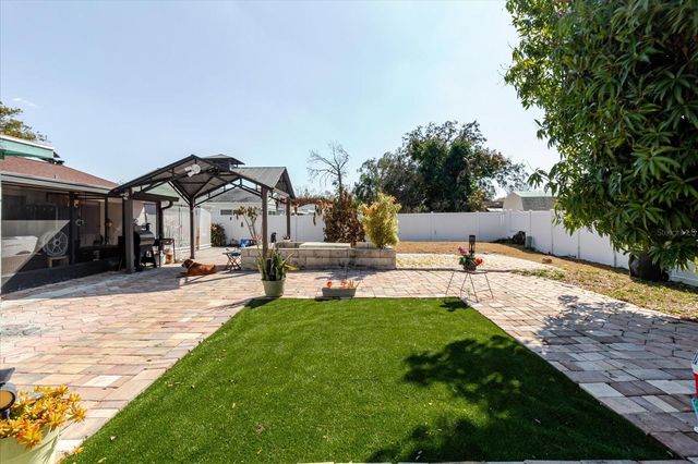 7008 MINTWOOD COURT, Tampa, FL 33615