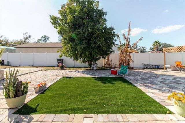 7008 MINTWOOD COURT, Tampa, FL 33615