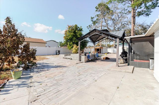 7008 MINTWOOD COURT, Tampa, FL 33615