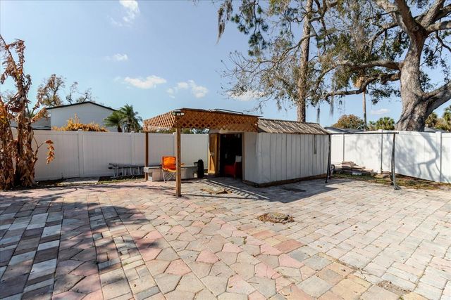 7008 MINTWOOD COURT, Tampa, FL 33615