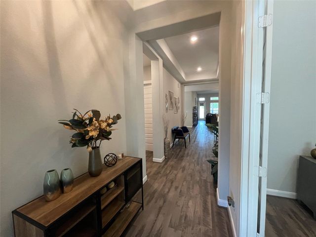 2025 Clearwater Grove Lane, Houston, TX 77089
