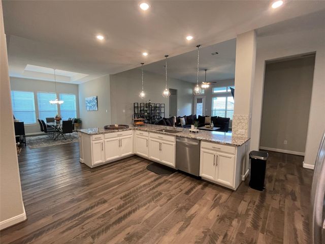 2025 Clearwater Grove Lane, Houston, TX 77089