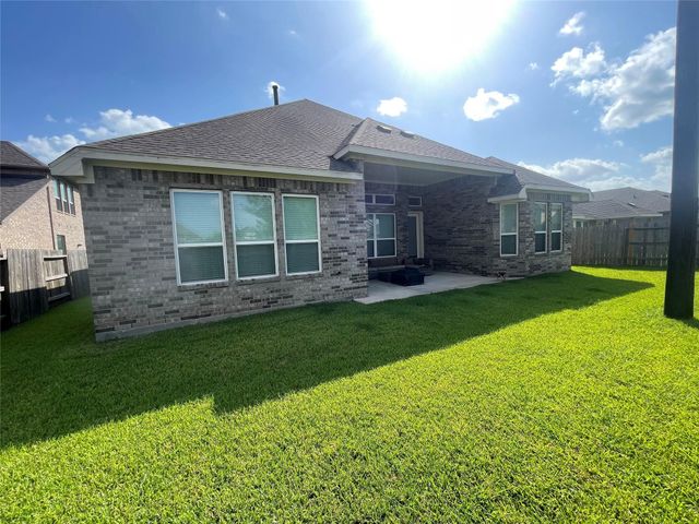 2025 Clearwater Grove Lane, Houston, TX 77089