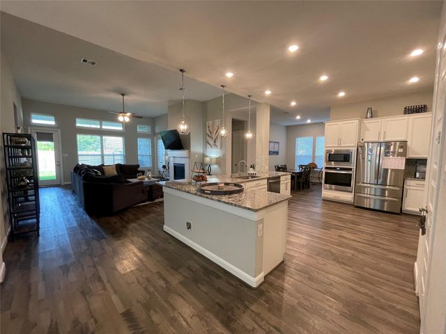 2025 Clearwater Grove Lane, Houston, TX 77089