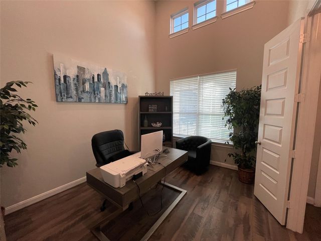 2025 Clearwater Grove Lane, Houston, TX 77089