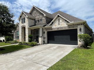 2025 Clearwater Grove Lane, Houston, TX 77089