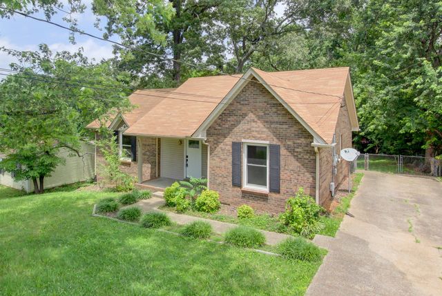 617 Ranch Hill Dr, Clarksville, TN 37042