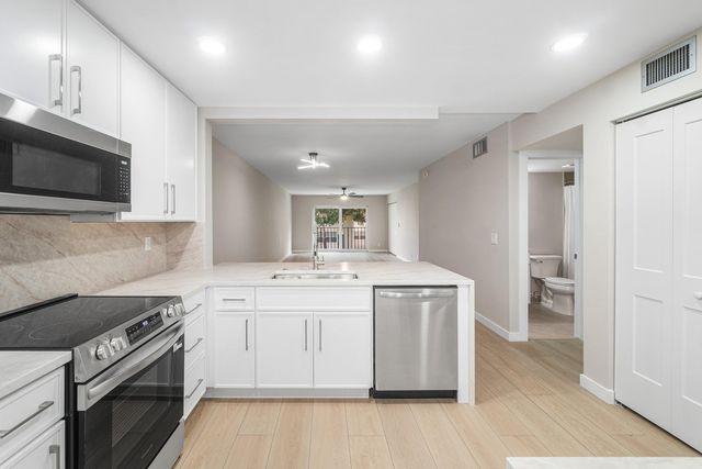 2905 SW 22nd Avenue 2020, Delray Beach, FL 33445