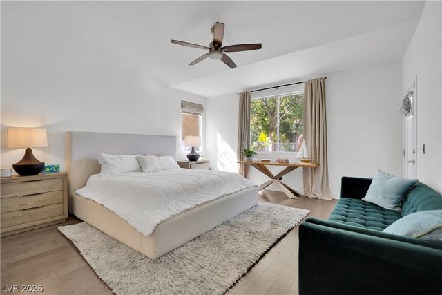 2516 Serenity Hollow Drive, Henderson, NV 89052