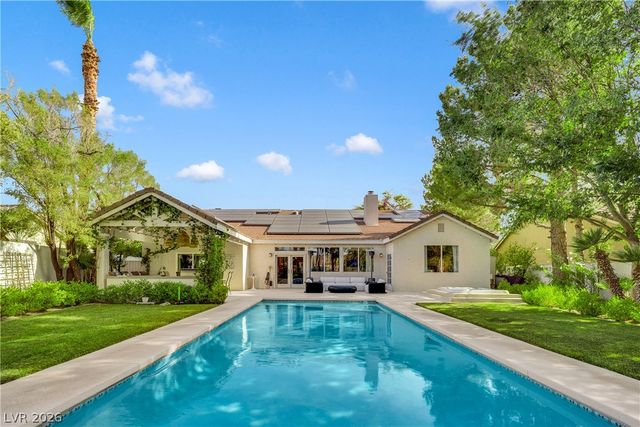 2516 Serenity Hollow Drive, Henderson, NV 89052