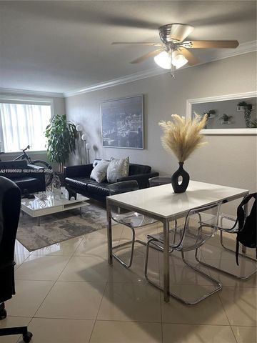 8100 Geneva Ct 446, Doral, FL 33166