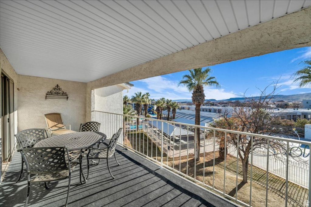 Image 5 of property listing at 1845 W CANYON VIEW DR #1644, St. George, UT 84770