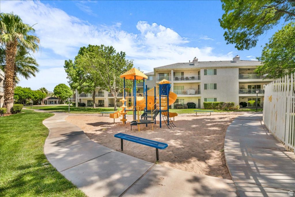 Image 42 of property listing at 1845 W CANYON VIEW DR #1644, St. George, UT 84770