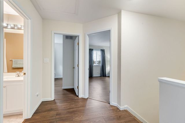 1712 Dusk Drive, Zion, IL 60099