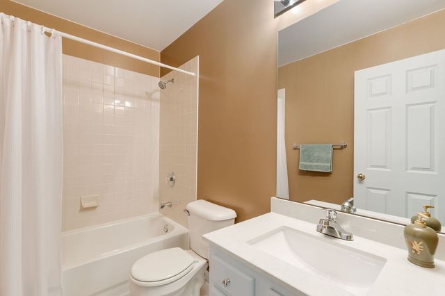 1712 Dusk Drive, Zion, IL 60099