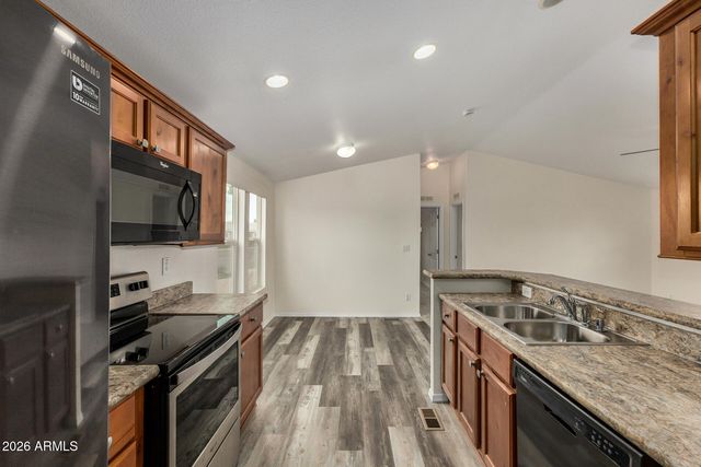 555 W WARNER Road 55, Chandler, AZ 85225