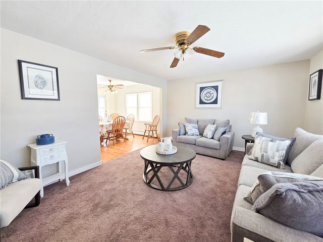 6784 Knickerbocker Road, Ontario, NY 14519