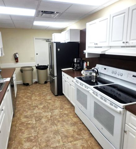 1141 VIOLET Terrace 201, Delray Beach, FL 33445