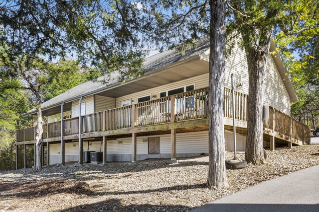 423 & 425 Eagle Drive, Reeds Spring, MO 65737