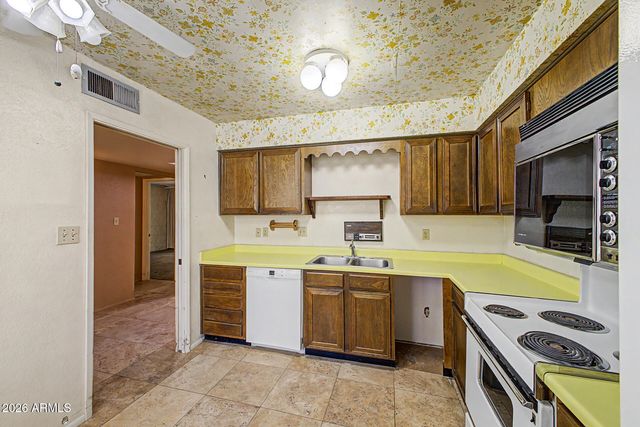 5100 N MILLER Road 19, Scottsdale, AZ 85250