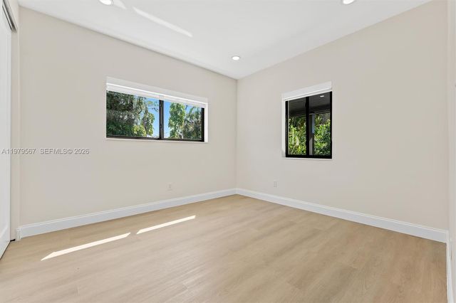 4144 Alton Rd, Miami Beach, FL 33140