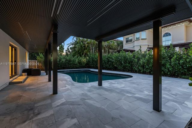 4144 Alton Rd, Miami Beach, FL 33140