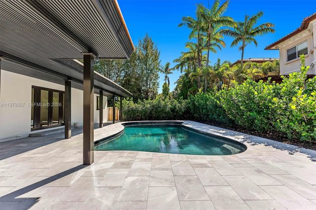 4144 Alton Rd, Miami Beach, FL 33140