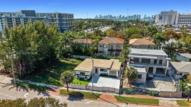 4144 Alton Rd, Miami Beach, FL 33140