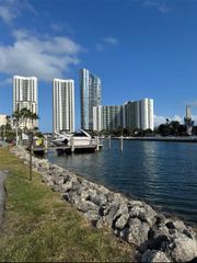 400 Kings Point Dr 627, Sunny Isles Beach, FL 33160