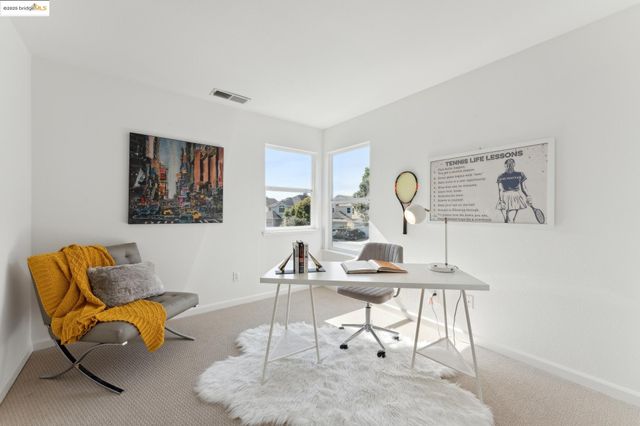 102 Waterview Dr, Richmond, CA 94804