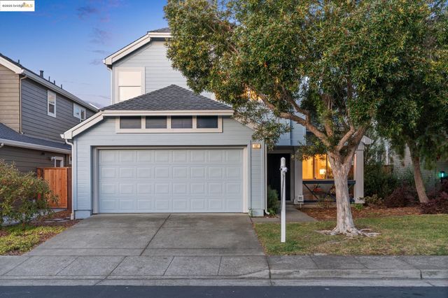 102 Waterview Dr, Richmond, CA 94804