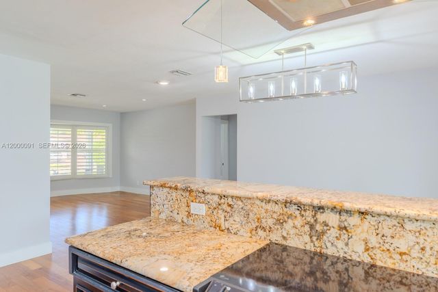 5012 Grant St, Hollywood, FL 33021