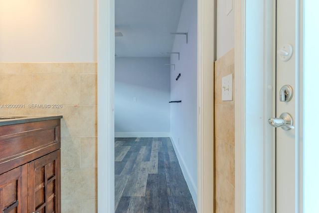 5012 Grant St, Hollywood, FL 33021