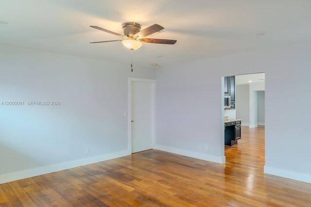 5012 Grant St, Hollywood, FL 33021