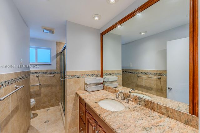 5012 Grant St, Hollywood, FL 33021