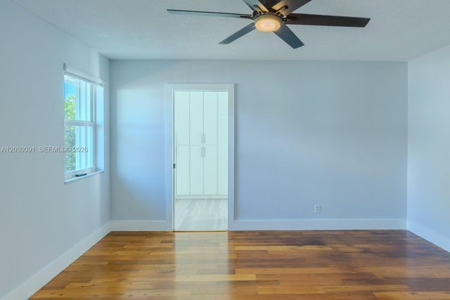 5012 Grant St, Hollywood, FL 33021