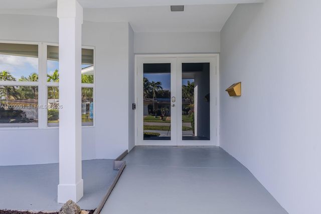 5012 Grant St, Hollywood, FL 33021