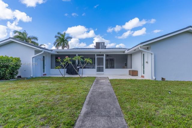 5012 Grant St, Hollywood, FL 33021