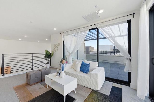 1748 Kilowatt Way 401, Fremont, CA 94539