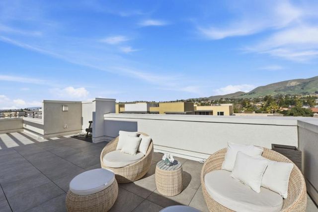 1748 Kilowatt Way 401, Fremont, CA 94539