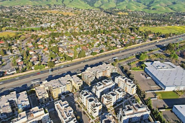 1748 Kilowatt Way 401, Fremont, CA 94539