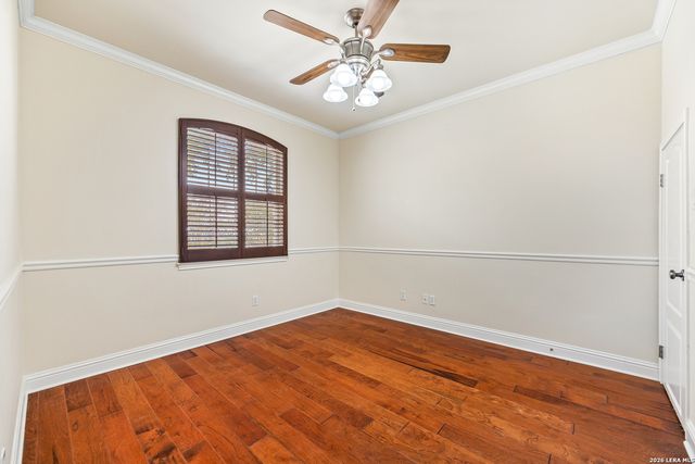719 Backdrop, San Antonio, TX 78260