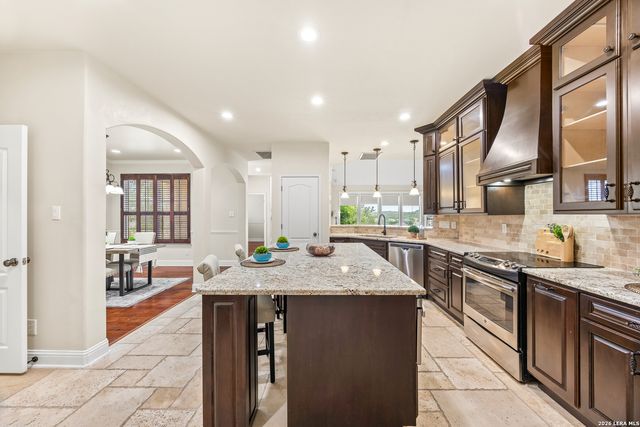 719 Backdrop, San Antonio, TX 78260