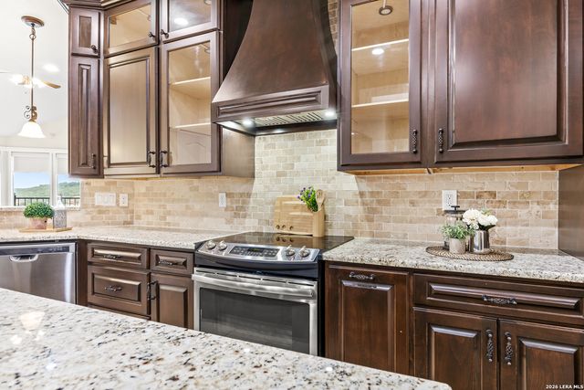 719 Backdrop, San Antonio, TX 78260