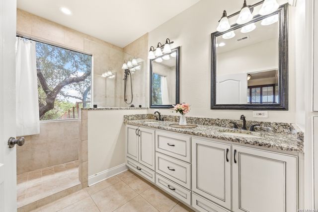 719 Backdrop, San Antonio, TX 78260