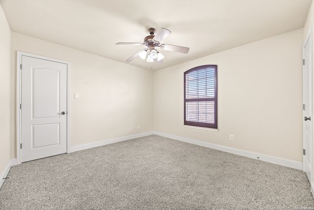 719 Backdrop, San Antonio, TX 78260