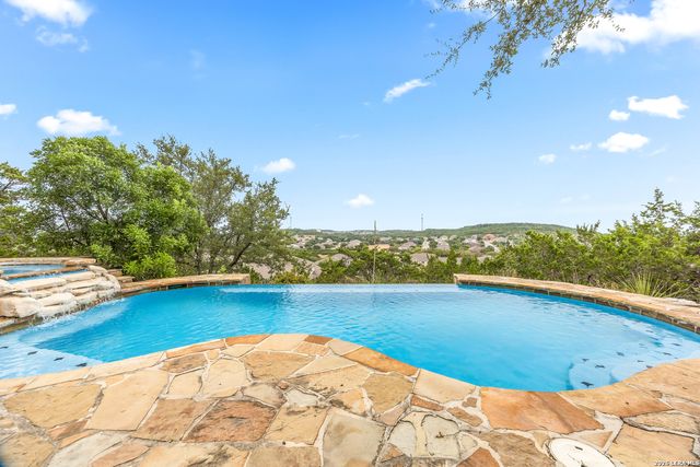 719 Backdrop, San Antonio, TX 78260