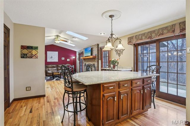 4 Cedar Point, Collinsville, IL 62234